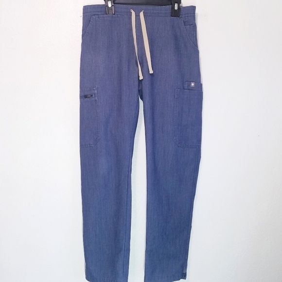 🌸 FIGS | Cargo Pocket Scrub size XS - Picture 1 of 9